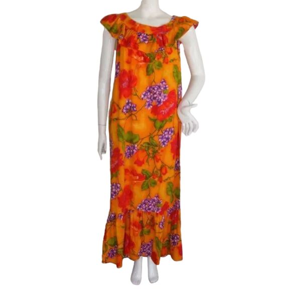 60s Vintage Hawaiian Maxi Dress M Yellow-Orange Floral Ruffle Yoke Long